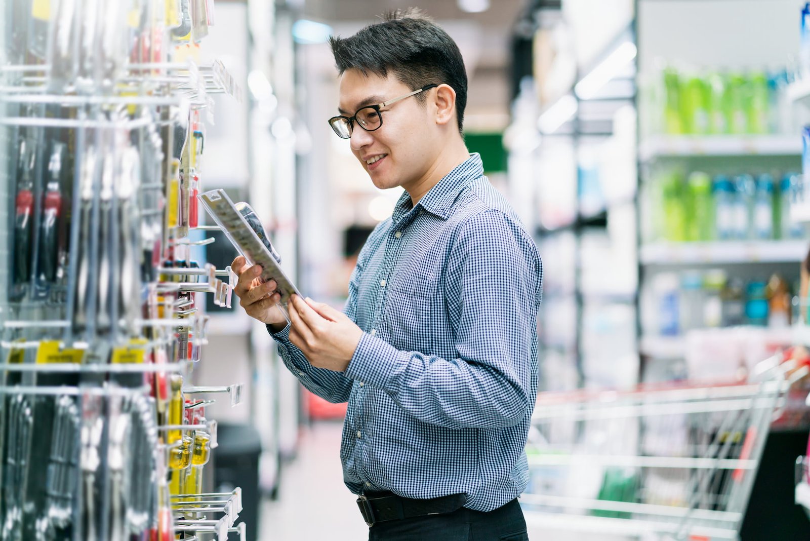 Khám Phá Xu Hướng Tìm Kiếm Google Ngành Bán Lẻ Thiết Bị Điện Tử Tại Việt Nam Tháng 7/2025